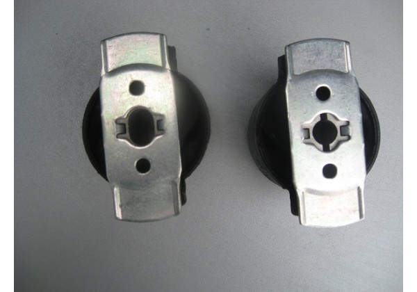 Сайлентблок задньої балки Renault Laguna III, 550446624R